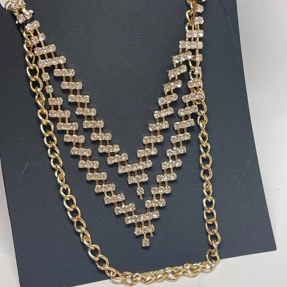BeBe GOLD RHINESTONE CHAIN LINK 3 LAYER NECKLACE new in packet - Picture 5 of 6